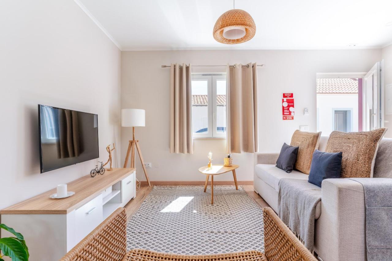 Windmill Escape - Onda Townhouse Apartman Odeceixe Kültér fotó