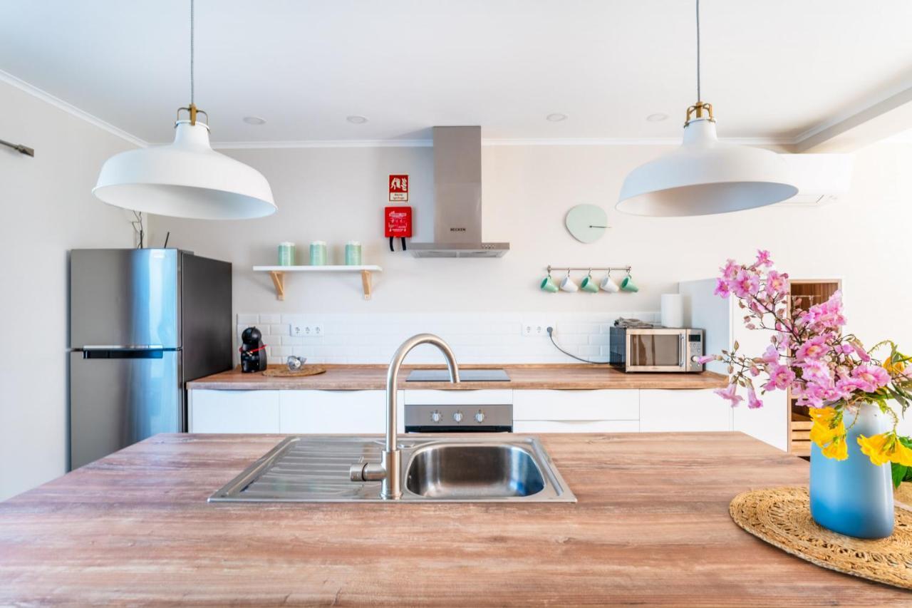 Windmill Escape - Onda Townhouse Apartman Odeceixe Kültér fotó